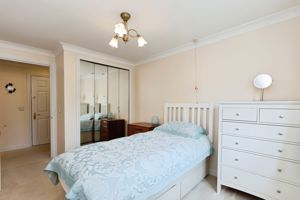 BEDROOM- click for photo gallery